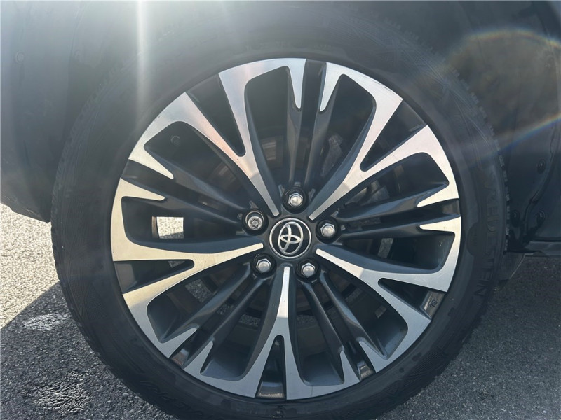 TOYOTA YARIS HYBRIDE 116H 2WD de 2022 avec 137 000 km | Occasion proche Lyon