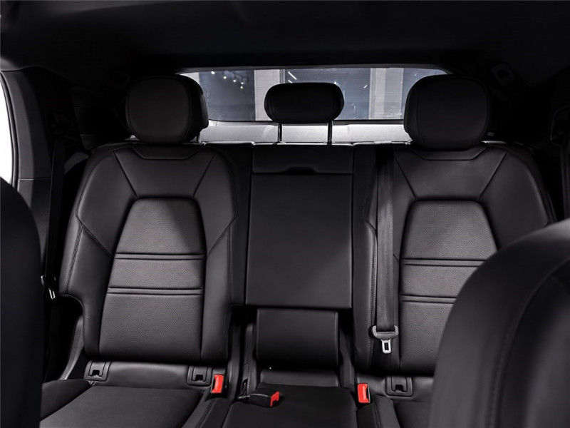 PORSCHE CAYENNE E-HYBRID 3.0 V6 462 CH TIPTRONIC BVA de 2021 avec 79 000 km | Occasion proche Lyon
