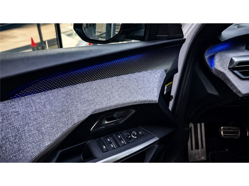 PEUGEOT 5008 HYBRID 145 E-DCS6 de 2025 avec 12 000 km | Occasion proche Lyon