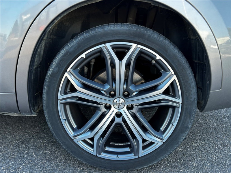 MASERATI LEVANTE L4 330 CH HYBRID de 2021 avec 108 900 km | Occasion proche Lyon