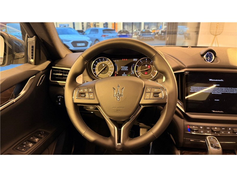 MASERATI GHIBLI L4 330 CH HYBRID de 2022 avec 2 890 km | Occasion proche Lyon