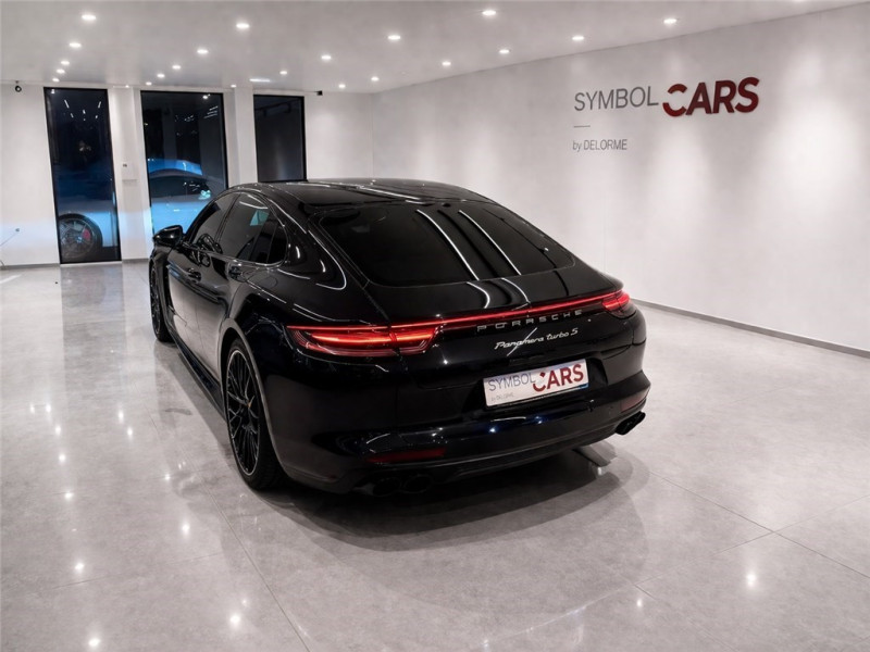 PORSCHE PANAMERA 4 V6 3.0 462 de 2018 avec 131 000 km | Occasion proche Lyon