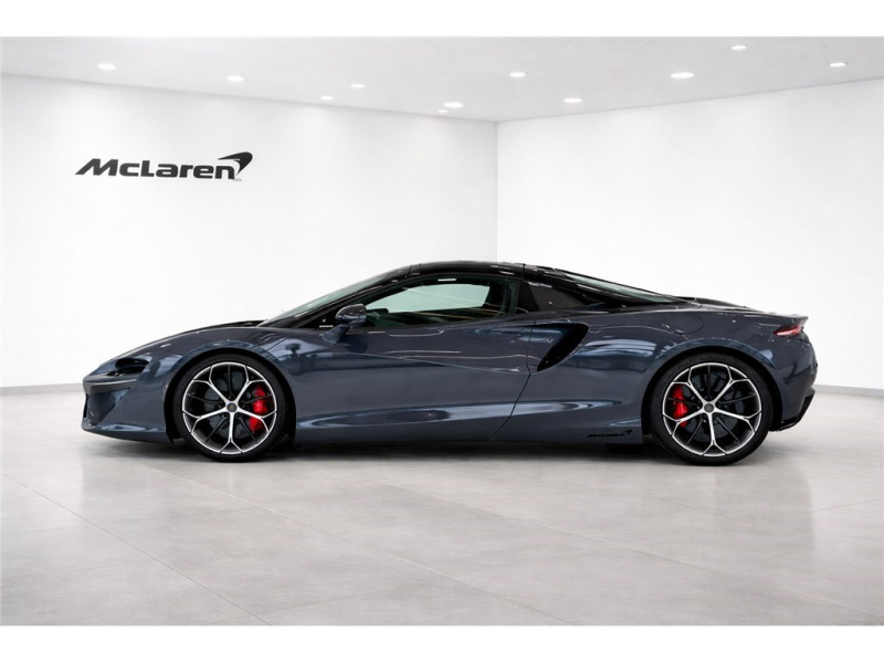 MCLAREN MCLAREN ARTURA SPIDER V6 3.0 700CH de 2024 avec 5 500 km | Occasion proche Lyon