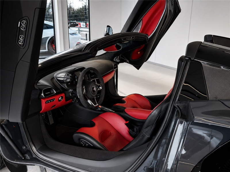 MCLAREN MCLAREN ARTURA SPIDER V6 3.0 700CH de 2024 avec 5 500 km | Occasion proche Lyon