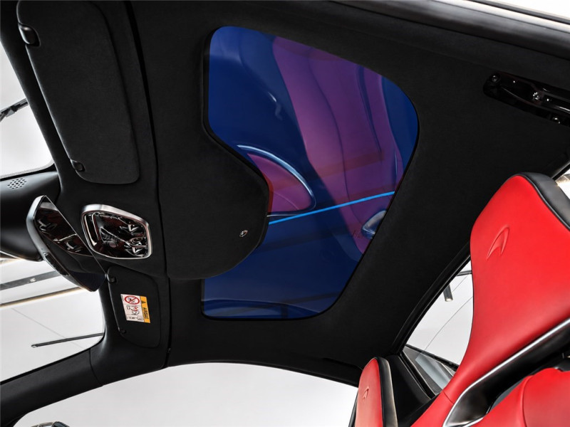 MCLAREN MCLAREN ARTURA SPIDER V6 3.0 700CH de 2024 avec 5 500 km | Occasion proche Lyon