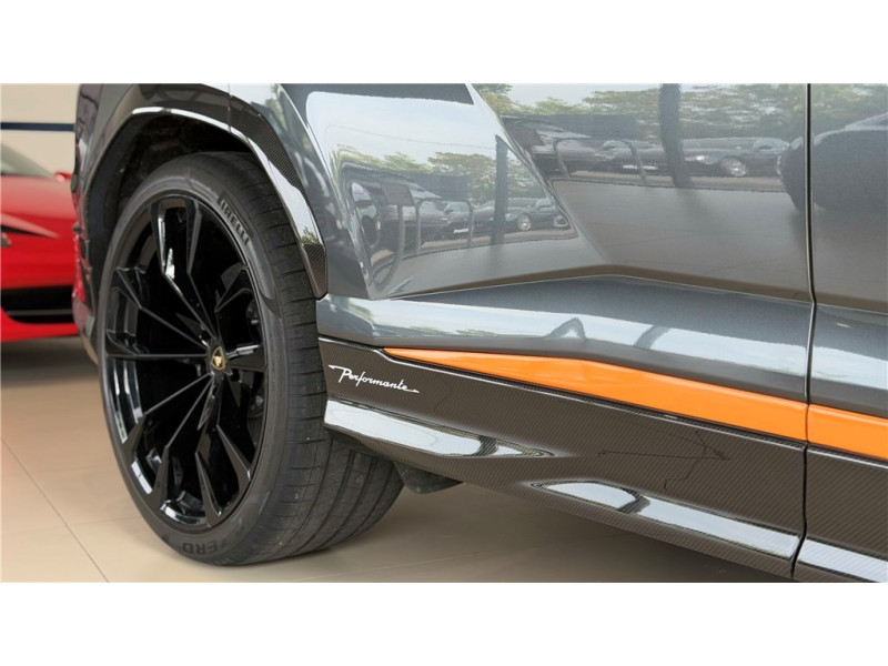 LAMBORGHINI URUS 4.0 V8 650 CH BVA8 de 2021 avec 38 000 km | Occasion proche Lyon
