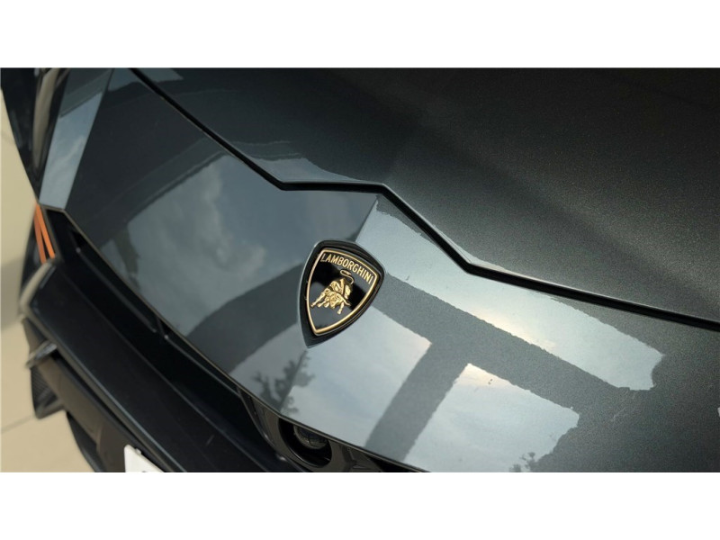 LAMBORGHINI URUS 4.0 V8 650 CH BVA8 de 2021 avec 38 000 km | Occasion proche Lyon