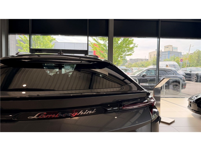LAMBORGHINI URUS 4.0 V8 650 CH BVA8 de 2021 avec 38 000 km | Occasion proche Lyon
