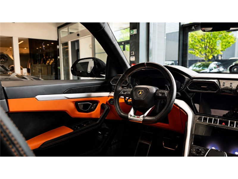 LAMBORGHINI URUS 4.0 V8 650 CH BVA8 de 2021 avec 38 000 km | Occasion proche Lyon