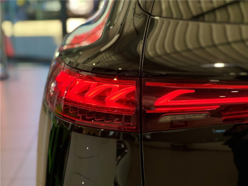 MERCEDES EQS SUV 580 4MATIC de 2023 avec 35 736 km | Occasion proche Lyon