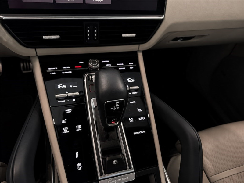 PORSCHE CAYENNE COUPE E-HYBRID 4.0 V8 680 CH TIPTRONIC BVA de 2022 avec 33 123 km | Occasion proche Lyon