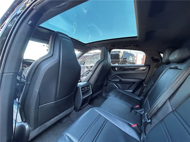 PORSCHE CAYENNE E-HYBRID 3.0 V6 462 CH TIPTRONIC BVA de 2021 avec 69 700 km | Occasion proche Lyon
