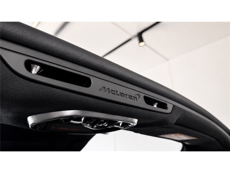 MCLAREN MCLAREN ARTURA V6 3.0 700CH de 2024 avec 14 500 km | Occasion proche Lyon