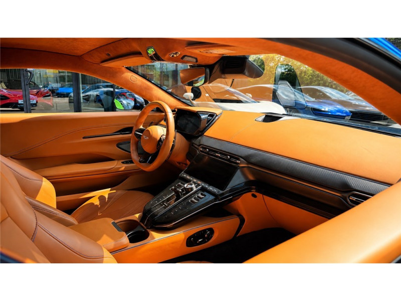 ASTON MARTIN VANTAGE COUPE  V8 510 CH BVA8 de 2024 avec 17 978 km | Occasion proche Lyon