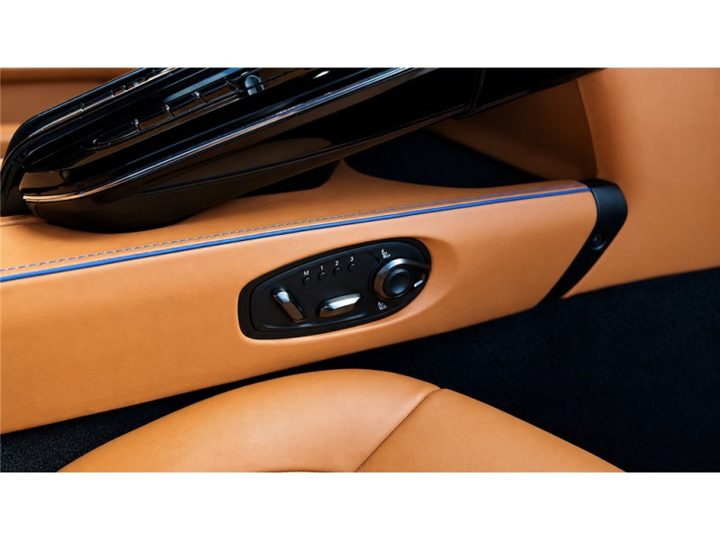 ASTON MARTIN VANTAGE COUPE  V8 510 CH BVA8 de 2024 avec 17 978 km | Occasion proche Lyon