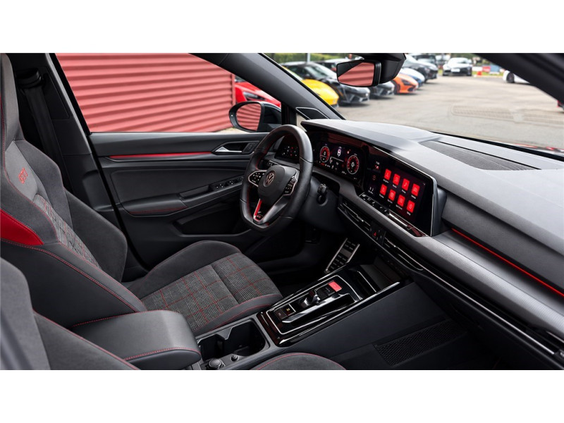 VOLKSWAGEN GOLF 2.0 TSI 245 DSG7 de 2022 avec 37 500 km | Occasion proche Lyon