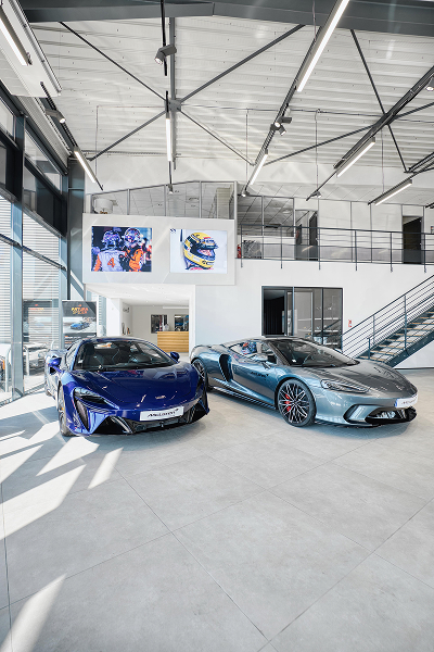 Showroom McLaren chez Symbol Cars